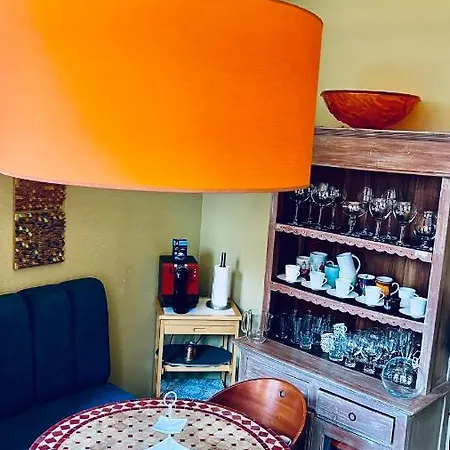 Efren's Cosy House * Brujas